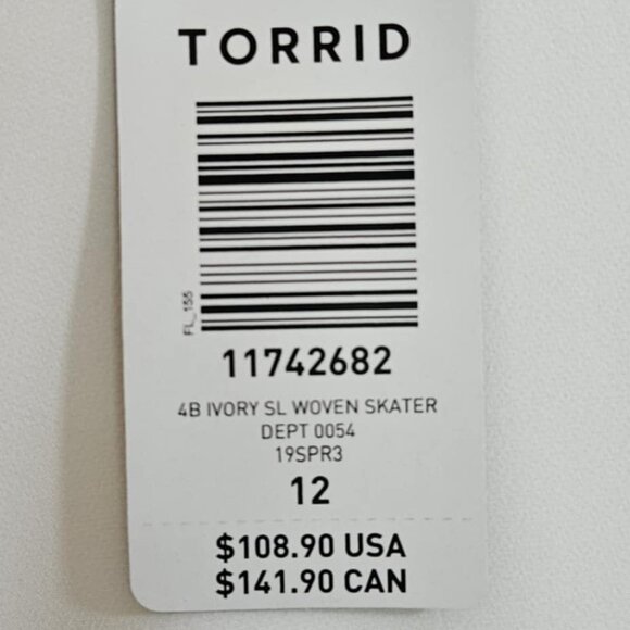 Torrid | Mini Woven Skater Dress | Wedding Dress | 12 | Ivory - Picture 3 of 8